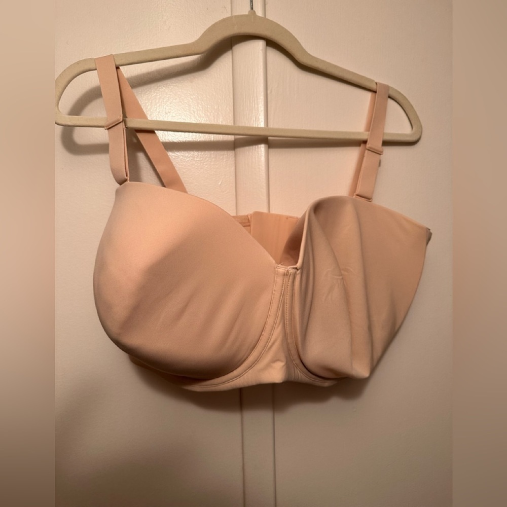 SKIMS Fits Everybody Strapless Bra 42H NWT Supportive Plus Size